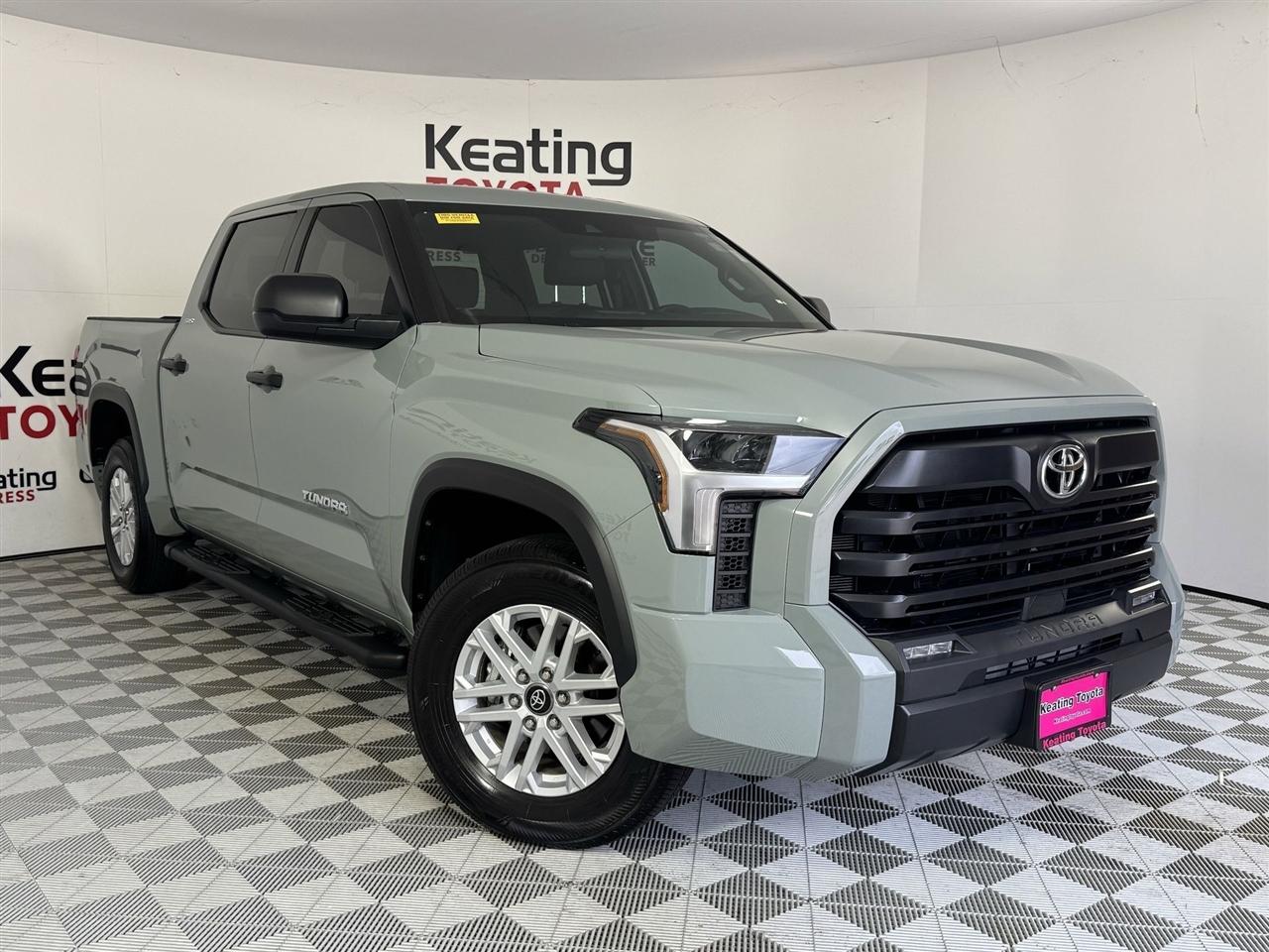 Toyota Tundra SR5 CrewMax 2WD 2025