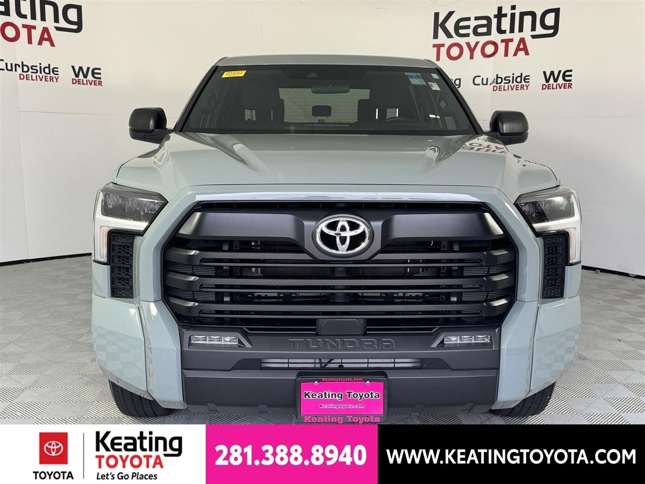 Toyota Tundra SR5 CrewMax 2WD 2025