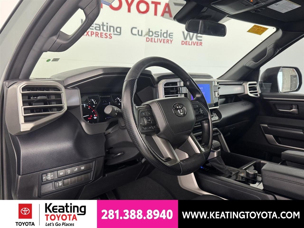 Toyota Tundra SR5 CrewMax 2WD 2025