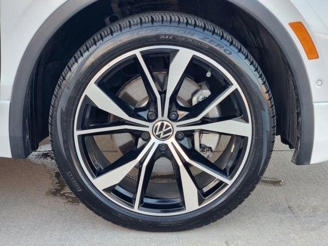 Volkswagen Tiguan SEL R-Line 4MOTION 2022