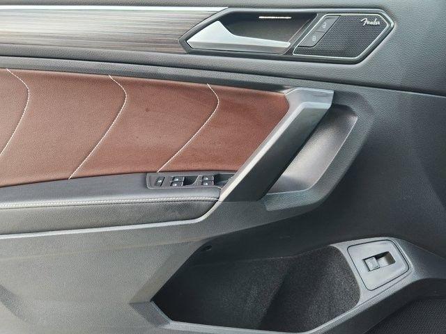 Volkswagen Tiguan SEL R-Line 4MOTION 2022