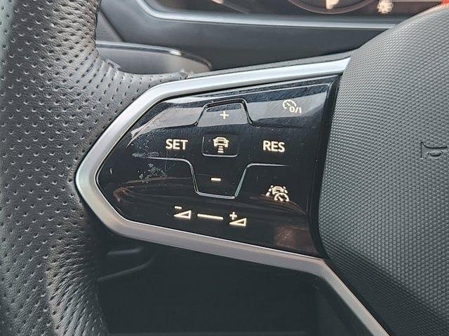 Volkswagen Tiguan SEL R-Line 4MOTION 2022