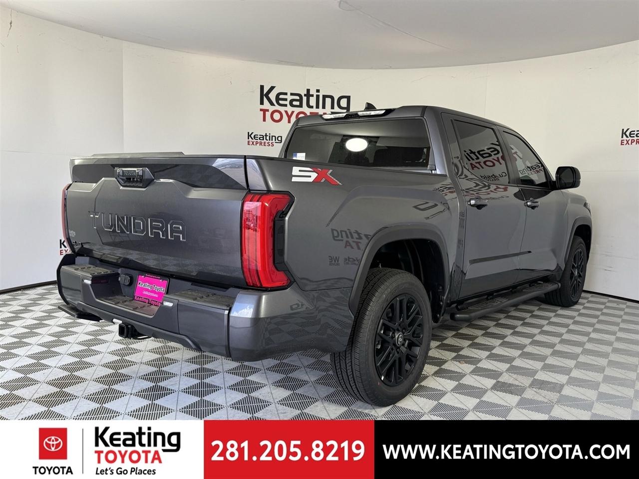 Toyota Tundra SR5 CrewMax 2WD 2026