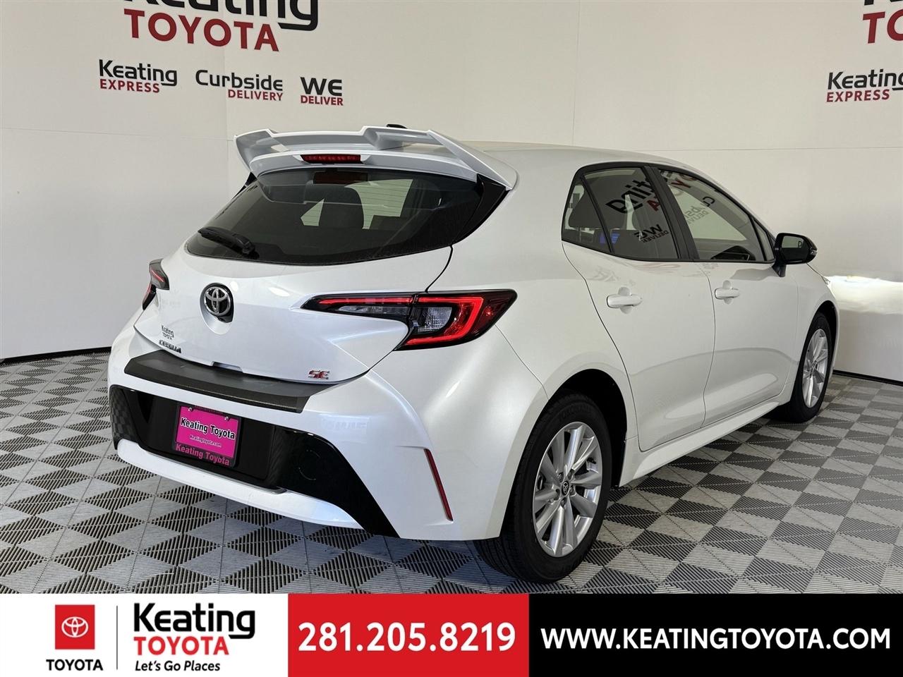 Toyota Corolla SE Hatchback 2026