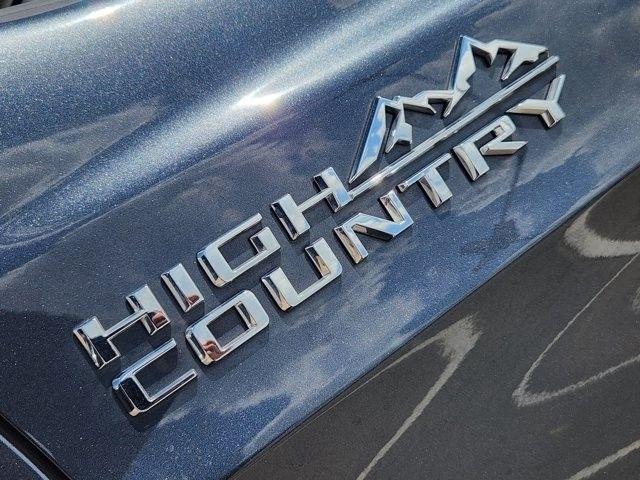 Chevrolet Suburban High Country 2021