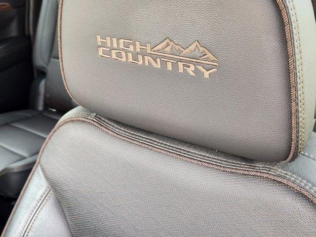 Chevrolet Suburban High Country 2021