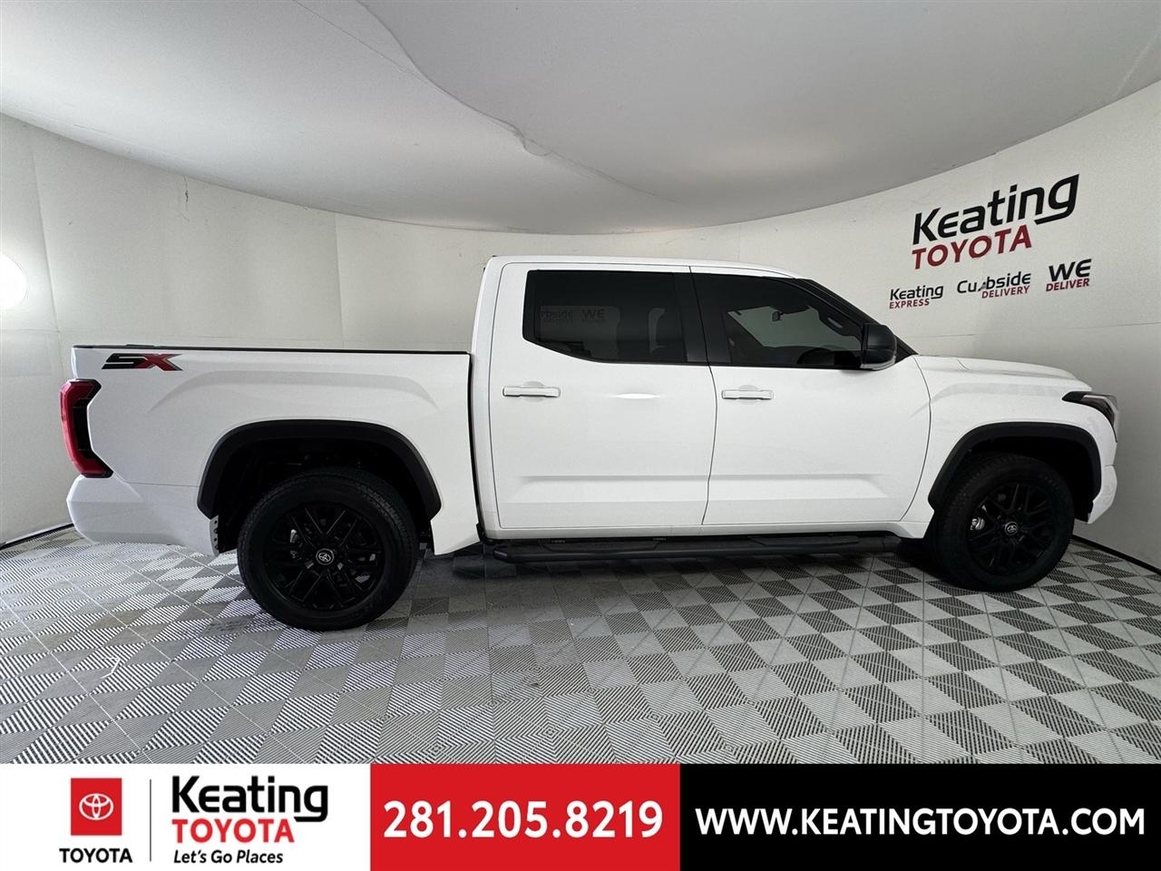 Toyota Tundra SR5 CrewMax 2WD 2026