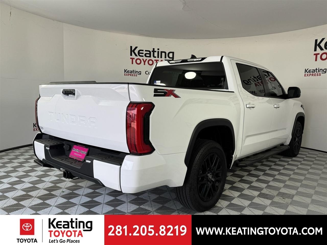 Toyota Tundra SR5 CrewMax 2WD 2026