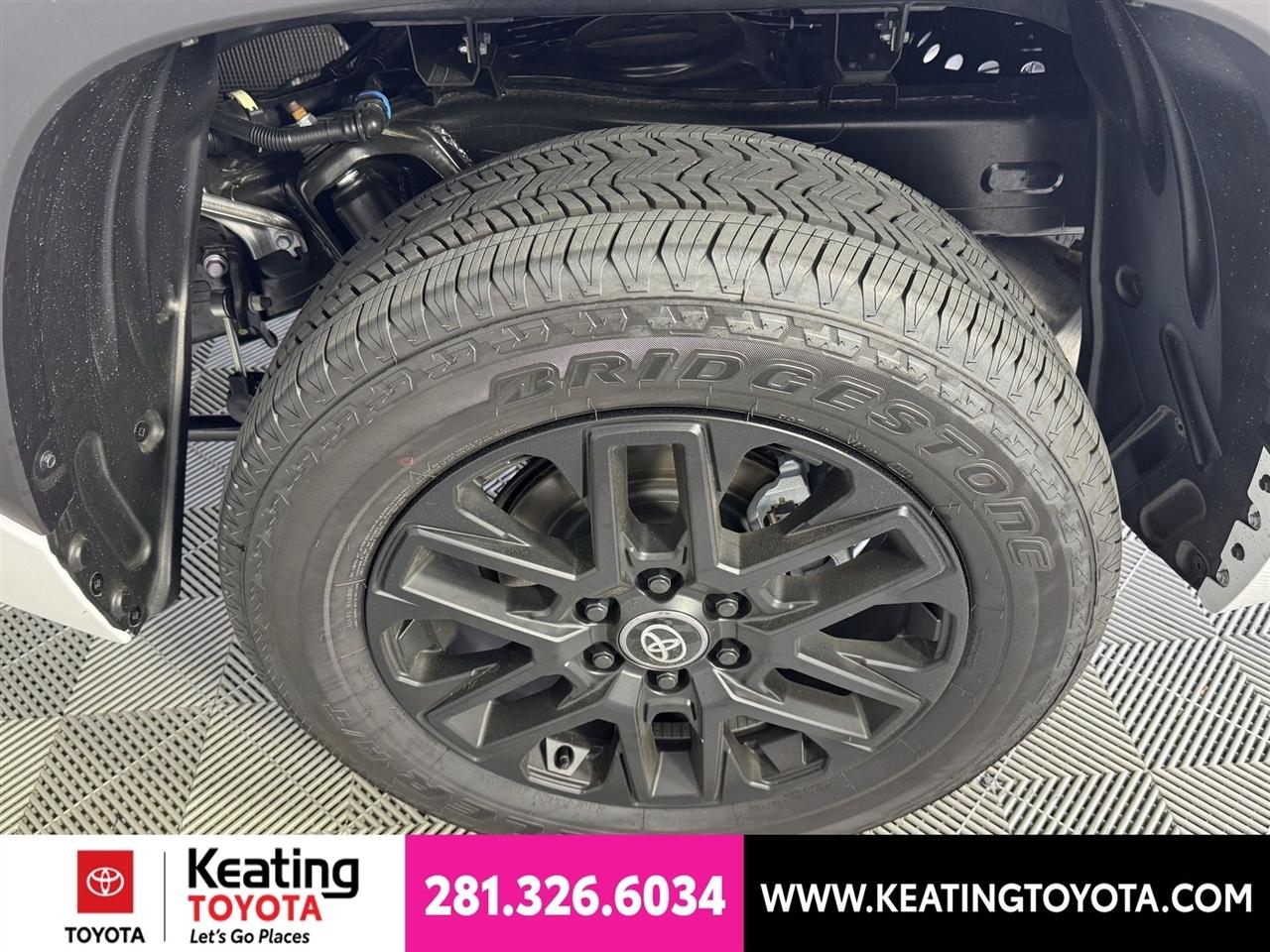 Toyota Tundra SR5 CrewMax 2WD 2026