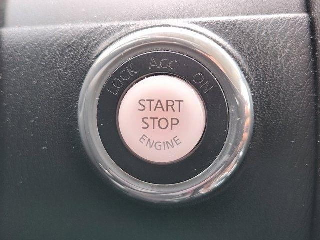 Nissan Armada SL 2WD 2017