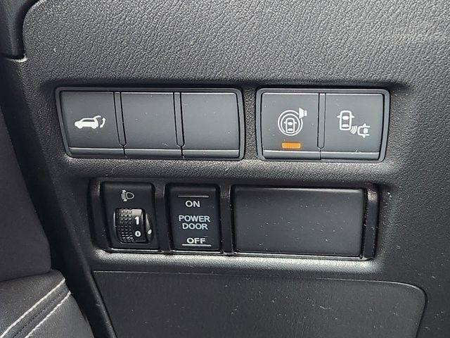 Nissan Armada SL 2WD 2017