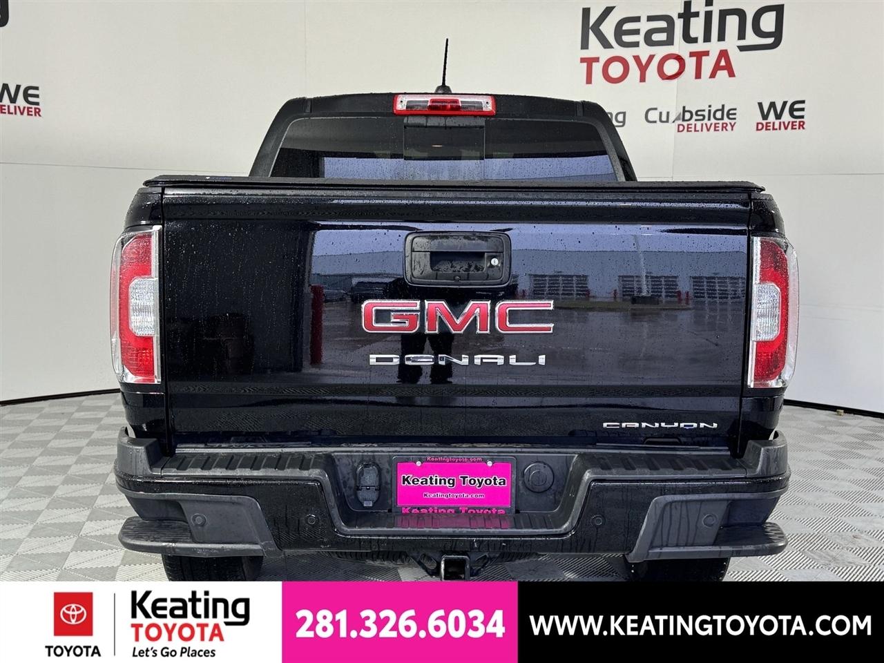 GMC Canyon Denali Crew Cab Long Box 4WD 2022