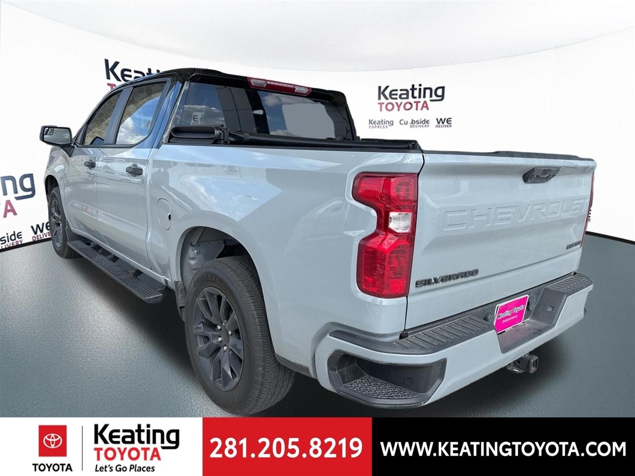 Chevrolet Silverado 1500 Custom Crew Cab 2WD 2024