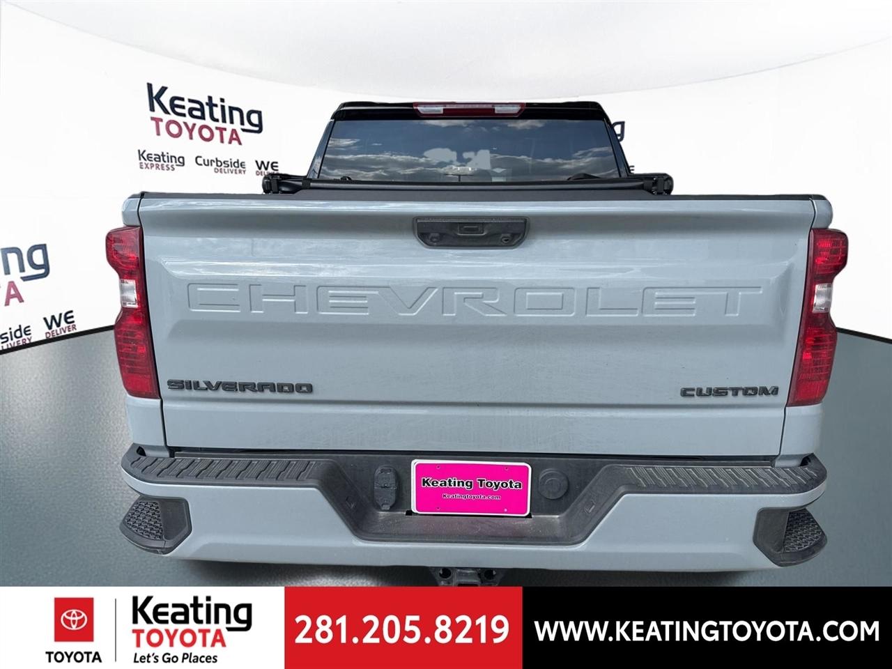 Chevrolet Silverado 1500 Custom Crew Cab 2WD 2024