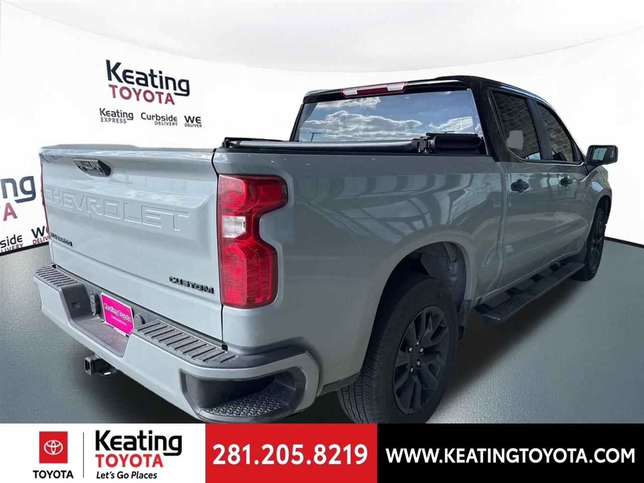 Chevrolet Silverado 1500 Custom Crew Cab 2WD 2024