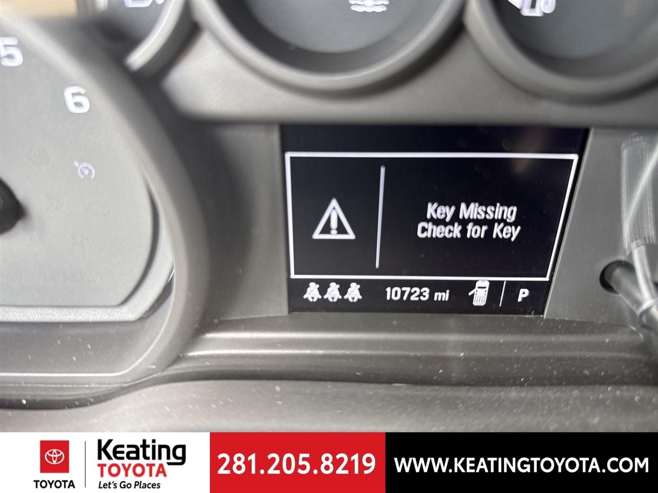 Chevrolet Silverado 1500 Custom Crew Cab 2WD 2024