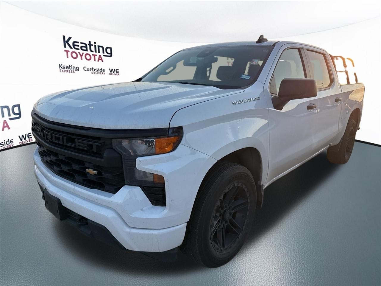 Chevrolet Silverado 1500 Custom Crew Cab 2WD 2023