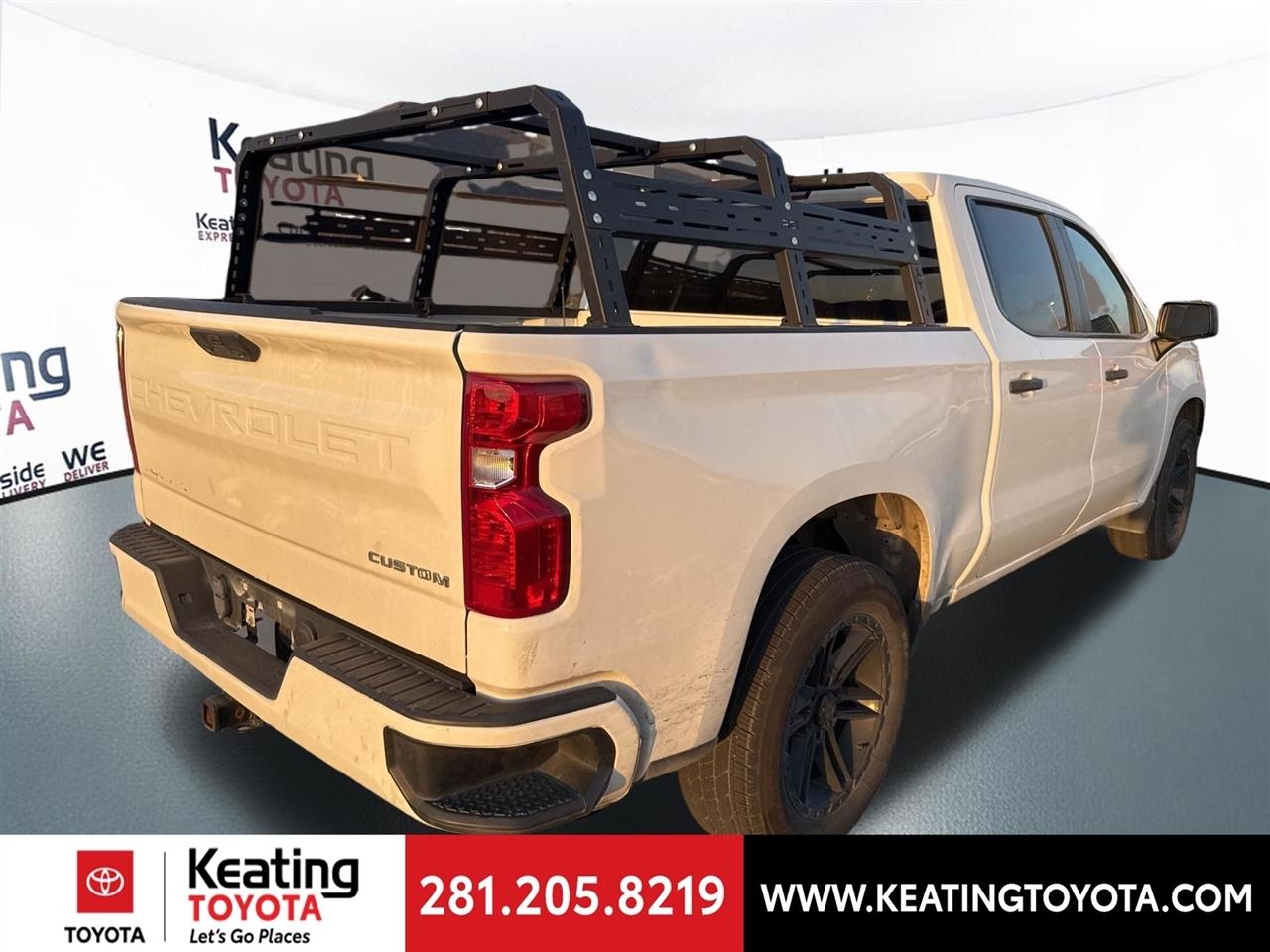 Chevrolet Silverado 1500 Custom Crew Cab 2WD 2023