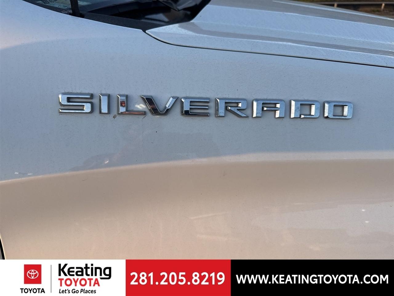 Chevrolet Silverado 1500 Custom Crew Cab 2WD 2023