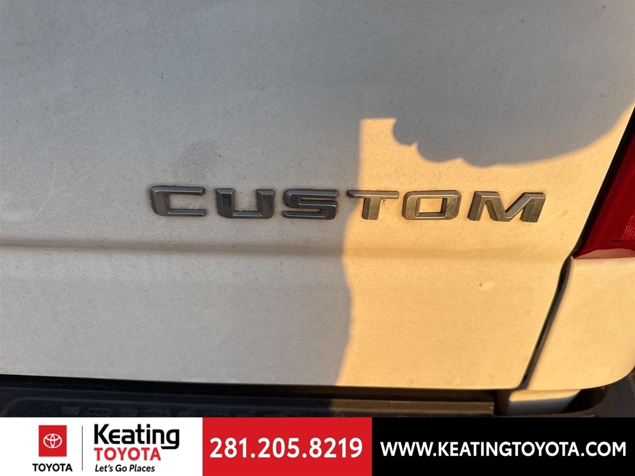 Chevrolet Silverado 1500 Custom Crew Cab 2WD 2023