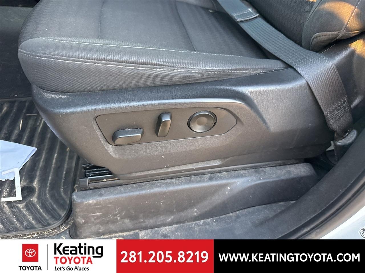 Chevrolet Silverado 1500 Custom Crew Cab 2WD 2023