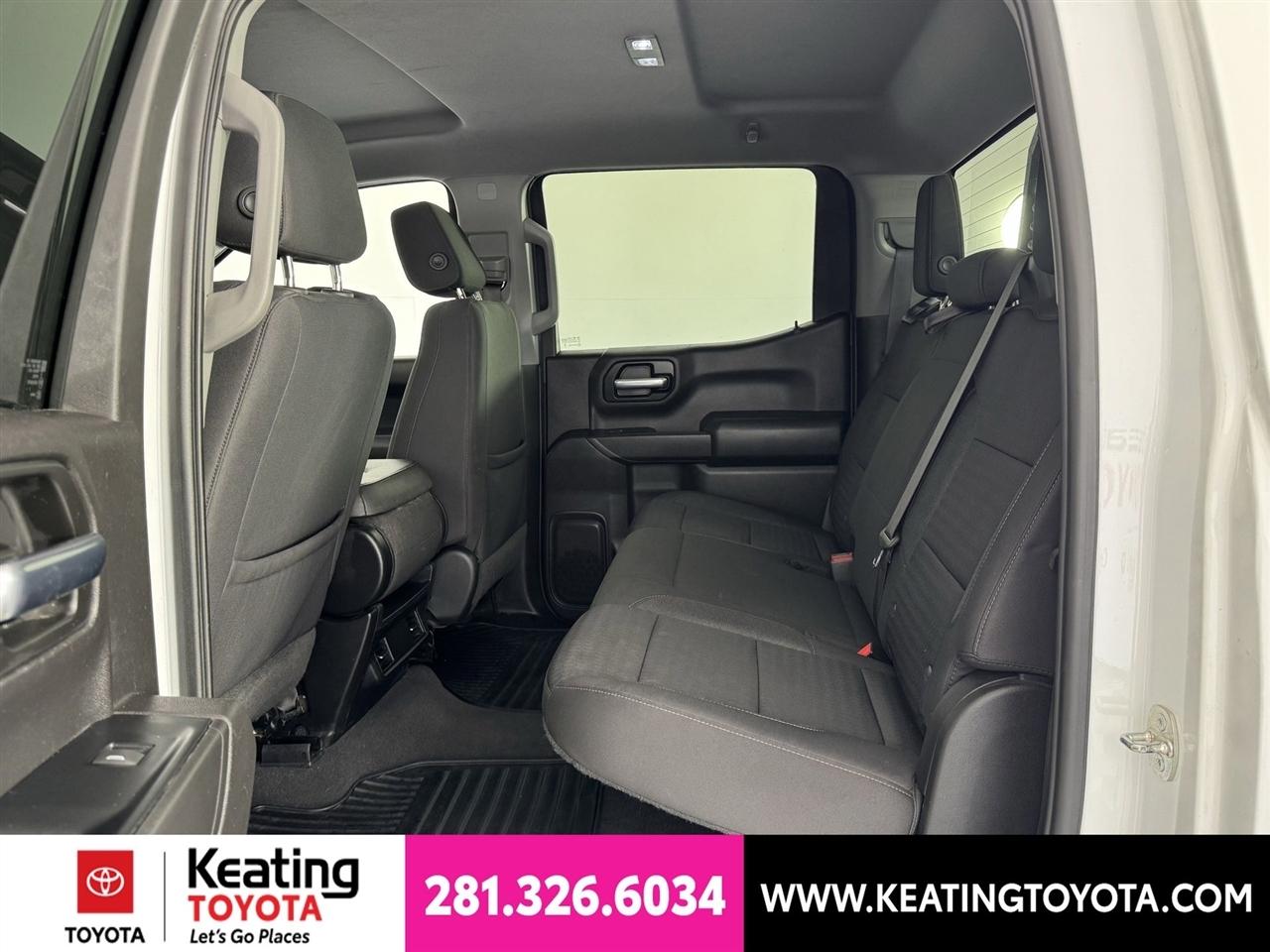 Chevrolet Silverado 1500 Custom Crew Cab 2WD 2023