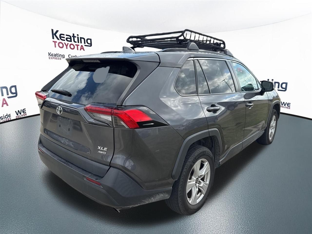 Toyota RAV4 XLE AWD 2021