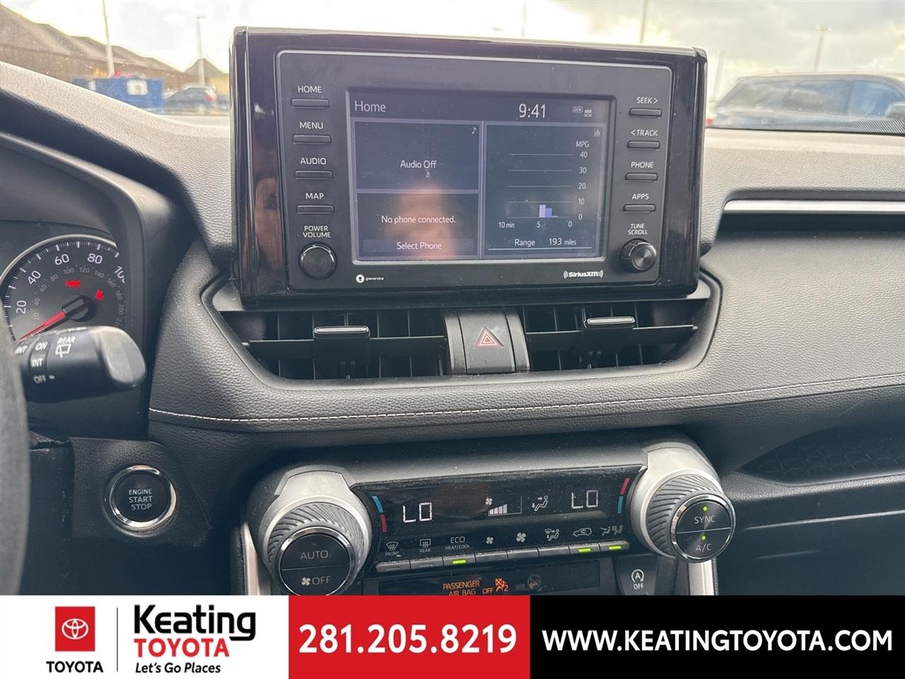 Toyota RAV4 XLE AWD 2021