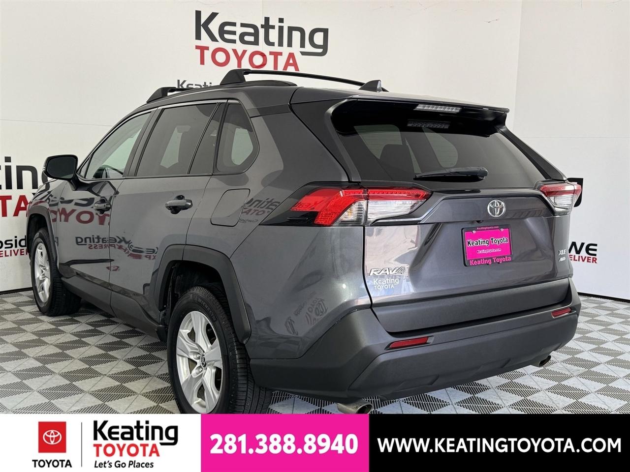 Toyota RAV4 XLE AWD 2021