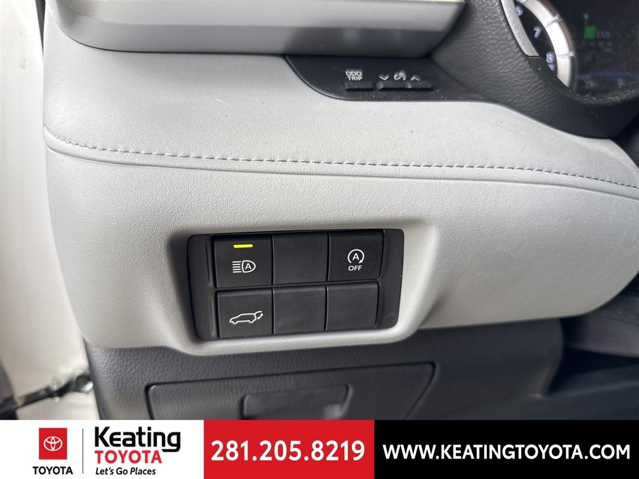 Toyota Highlander XLE 2025