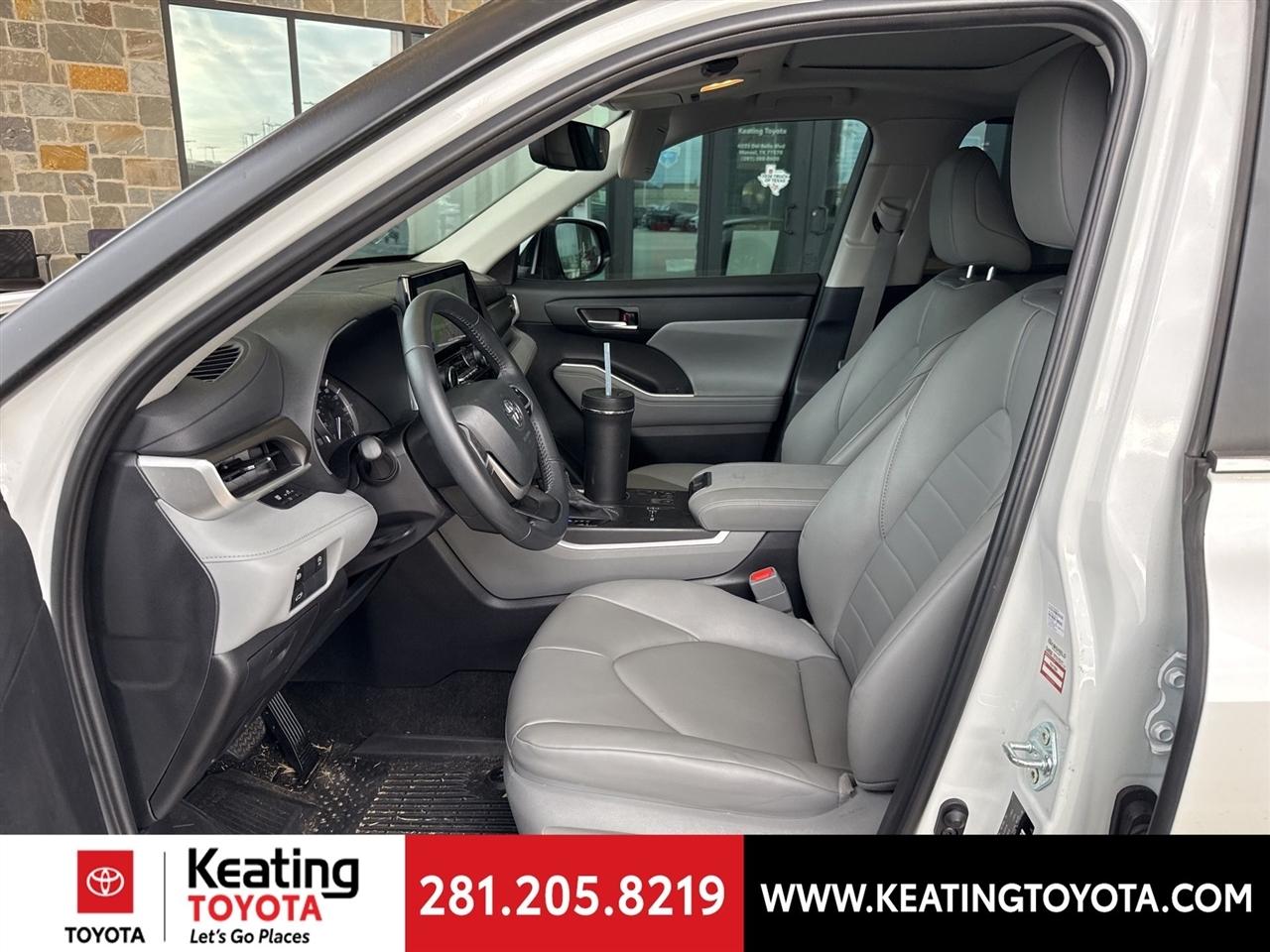 Toyota Highlander XLE 2025