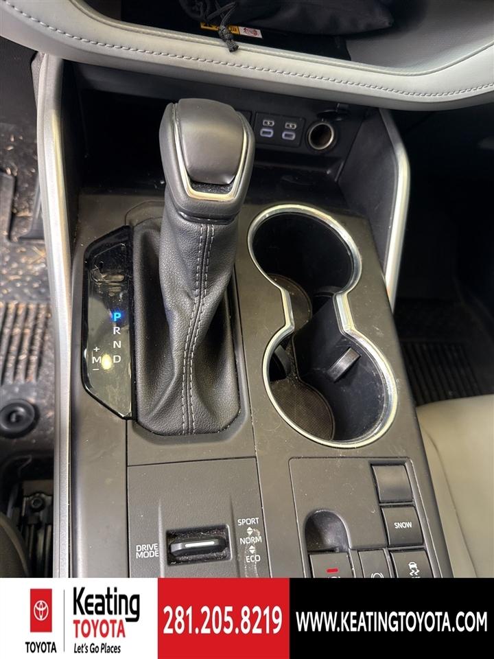 Toyota Highlander XLE 2025