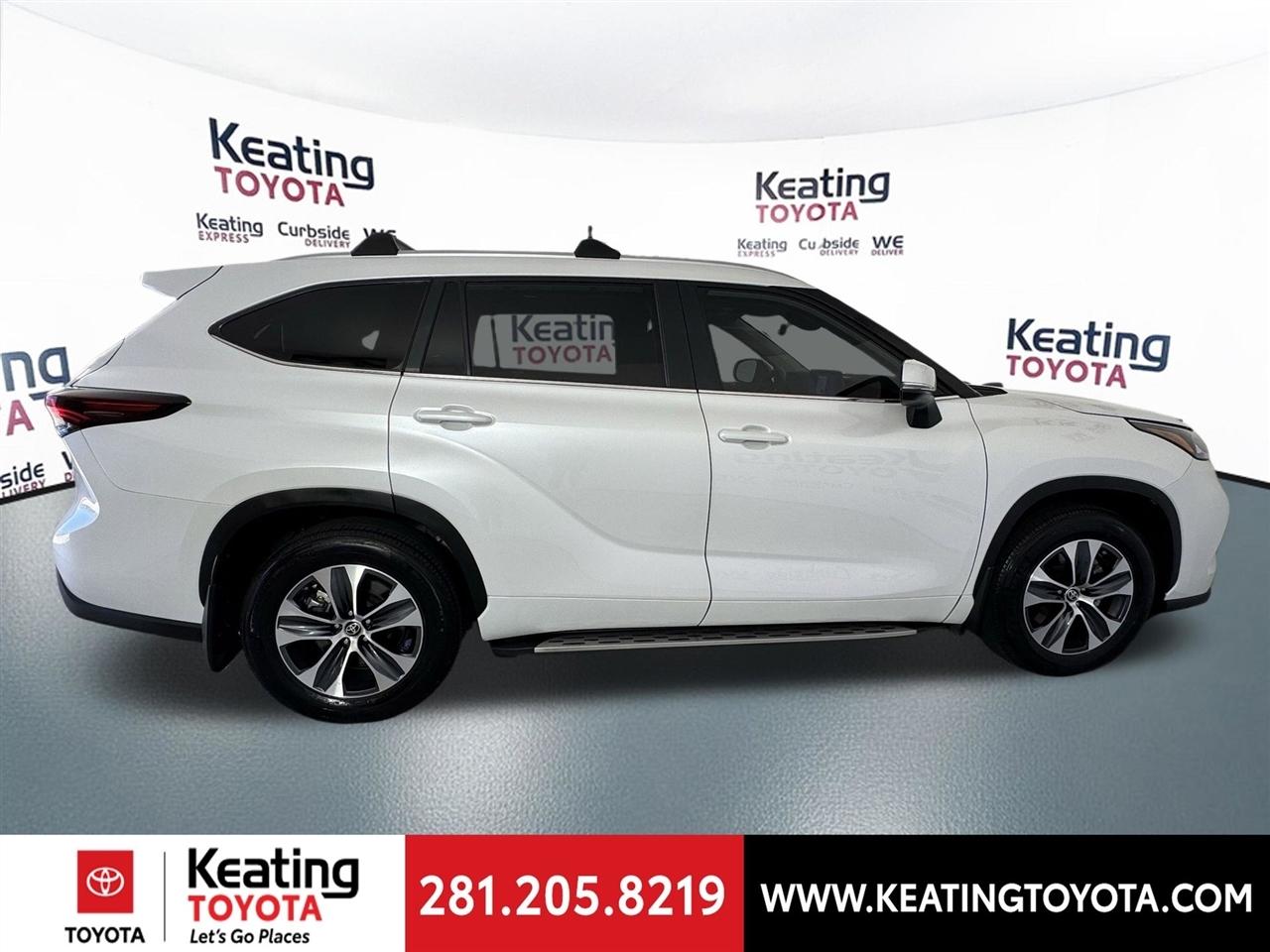 Toyota Highlander XLE 2025