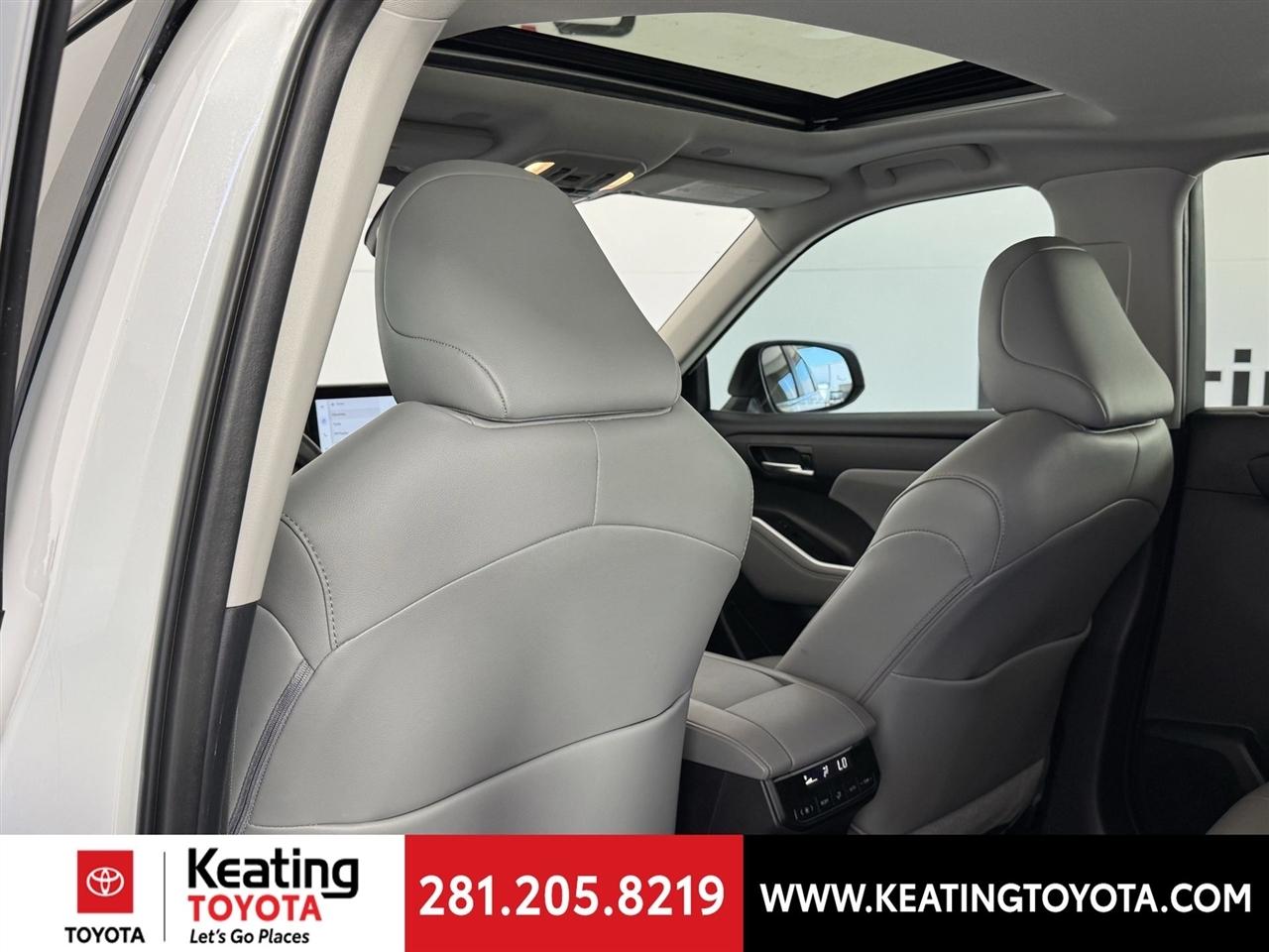 Toyota Highlander XLE 2025