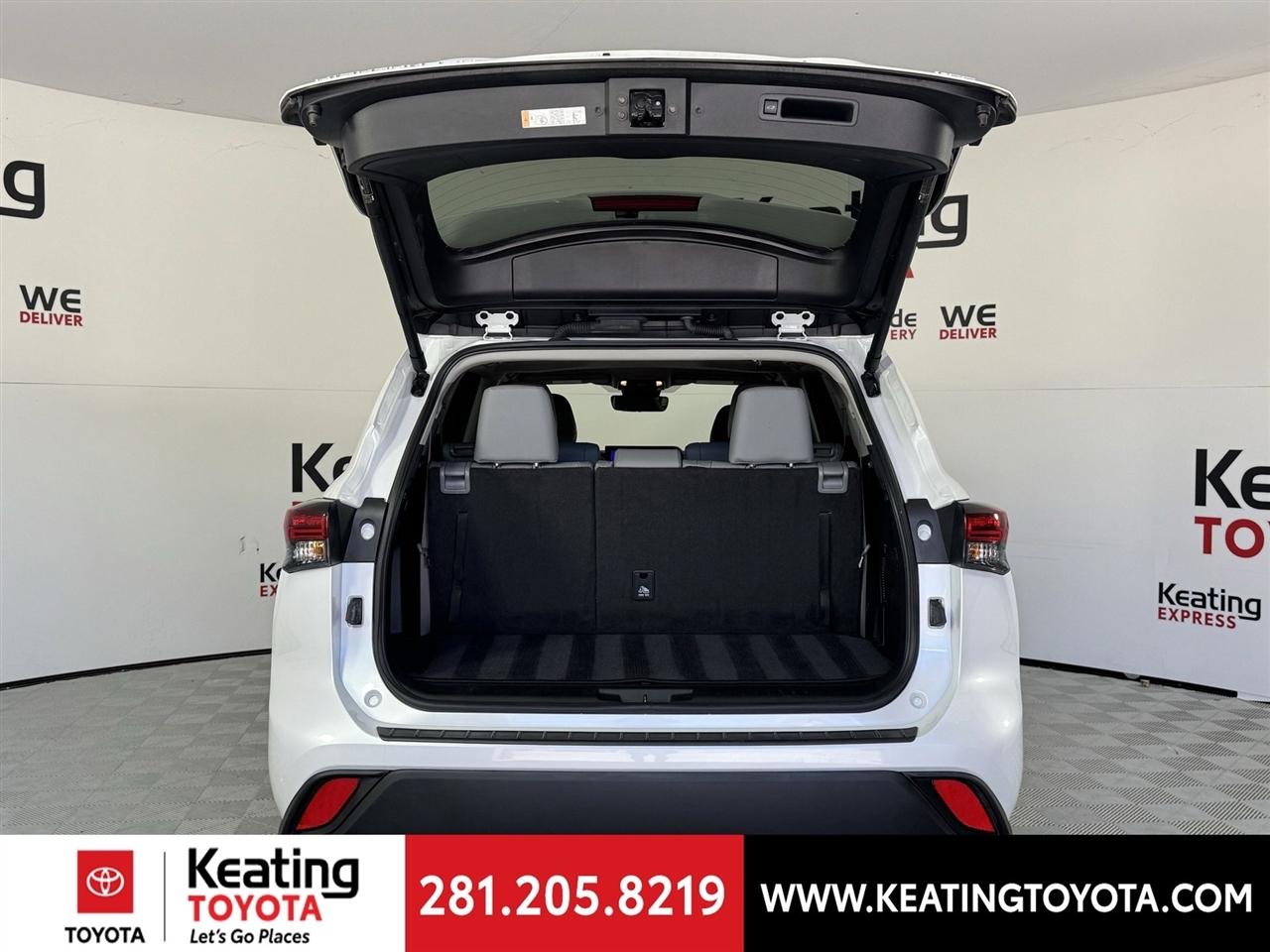 Toyota Highlander XLE 2025