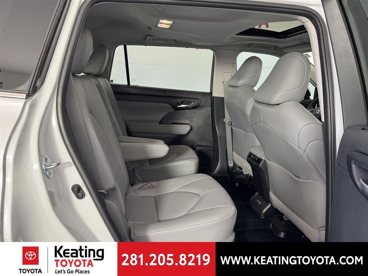 Toyota Highlander XLE 2025