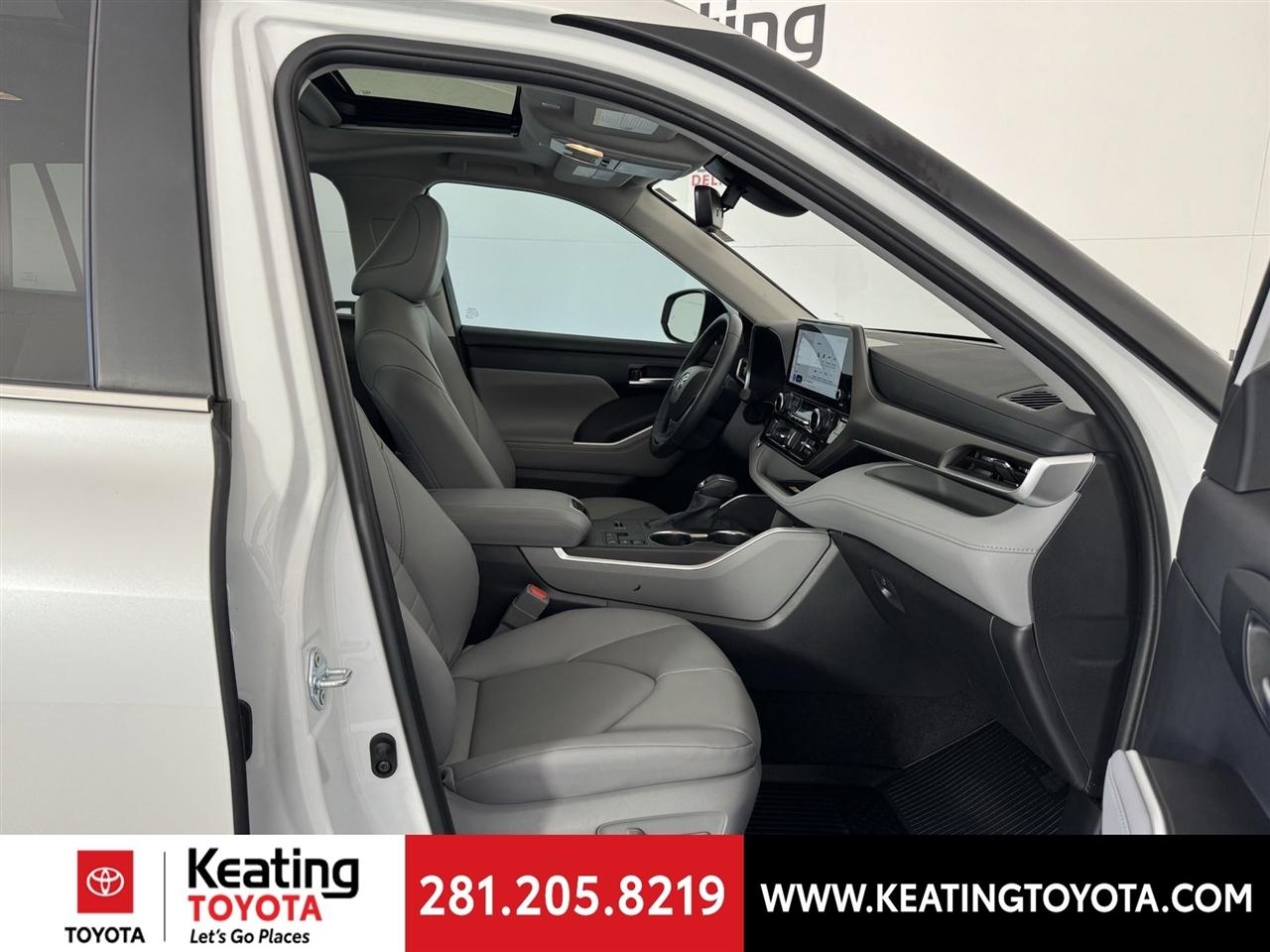 Toyota Highlander XLE 2025