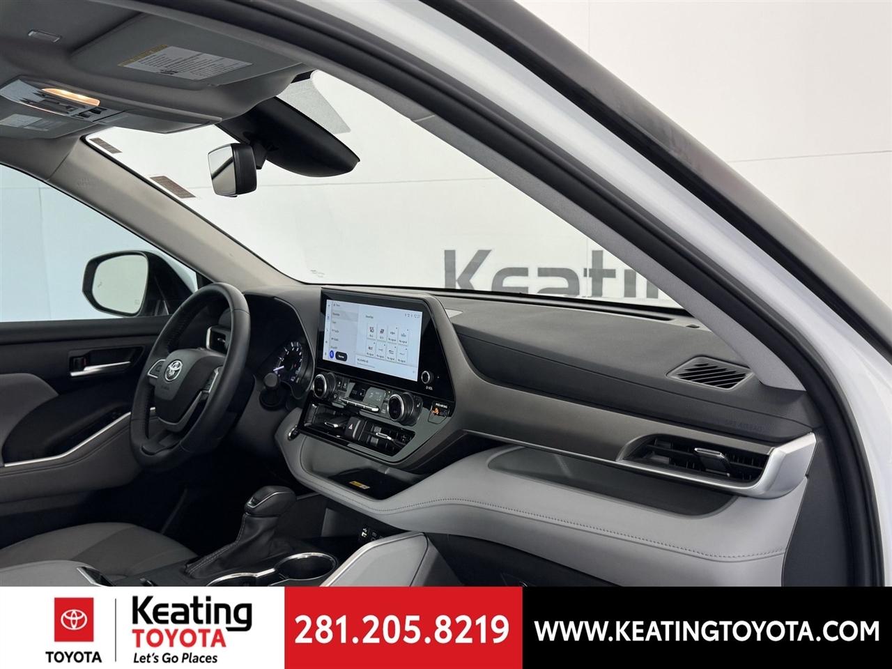 Toyota Highlander XLE 2025