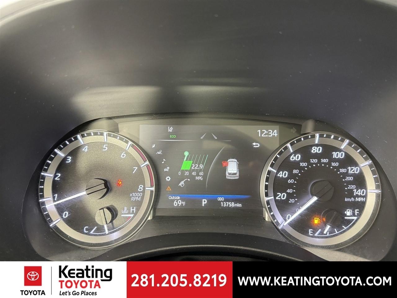 Toyota Highlander XLE 2025