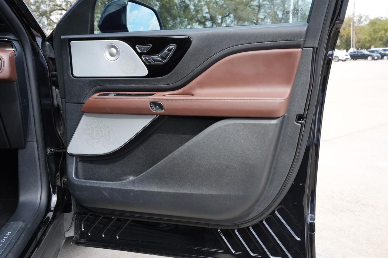 Lincoln Aviator Reserve AWD 2025