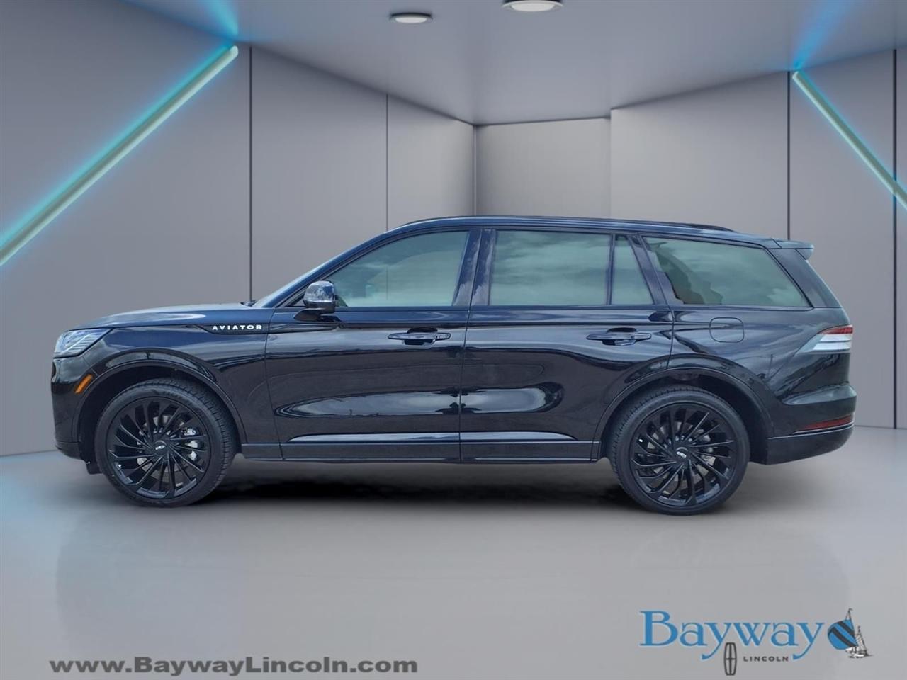 Lincoln Aviator Reserve AWD 2025