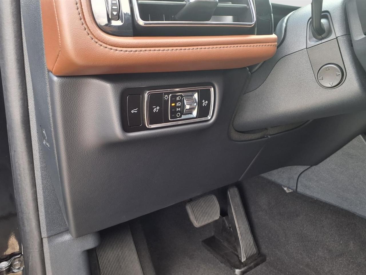 Lincoln Aviator Reserve AWD 2025