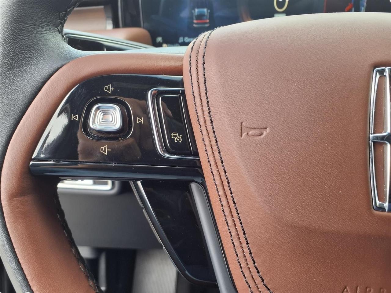 Lincoln Aviator Reserve AWD 2025