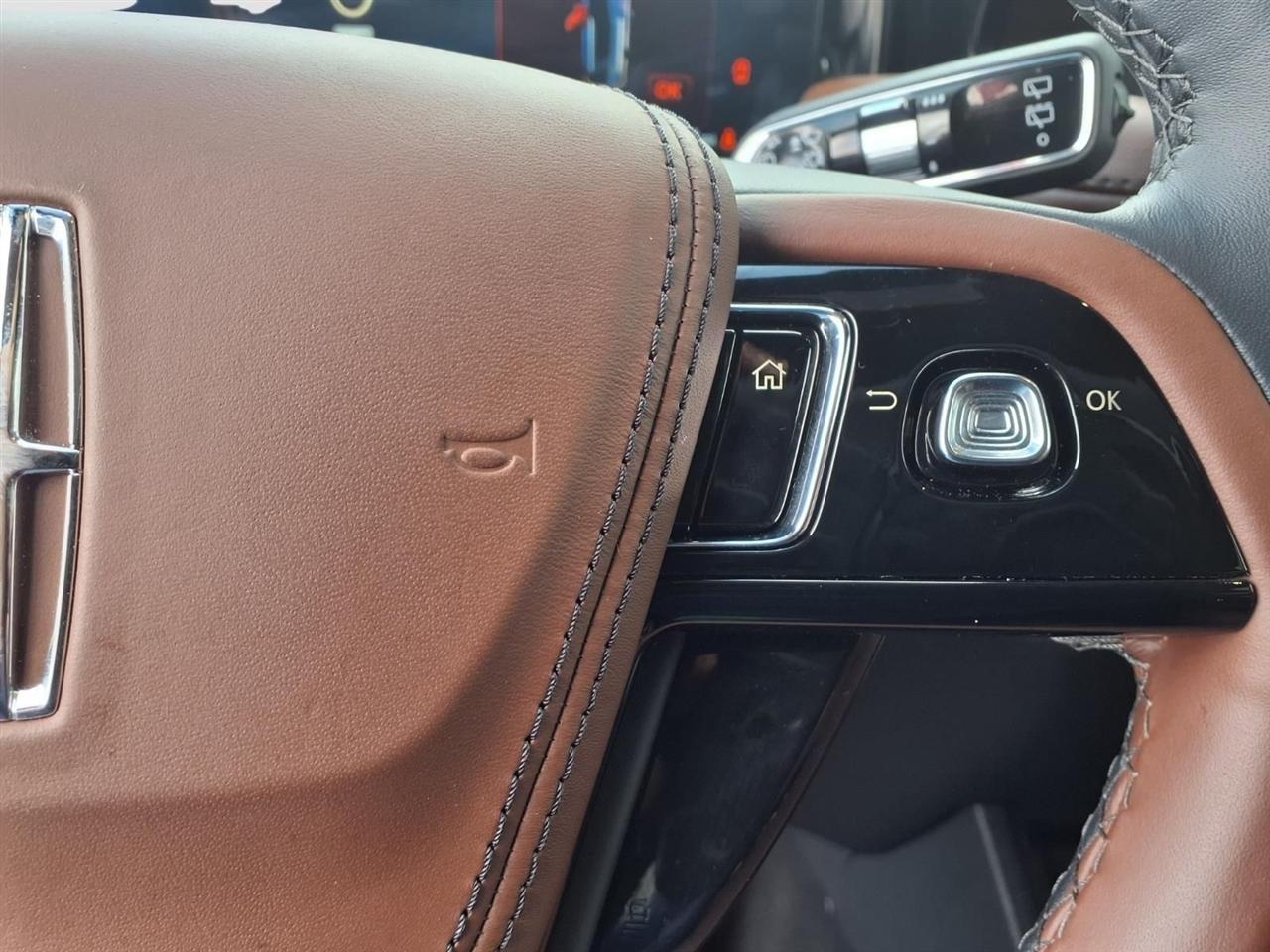 Lincoln Aviator Reserve AWD 2025