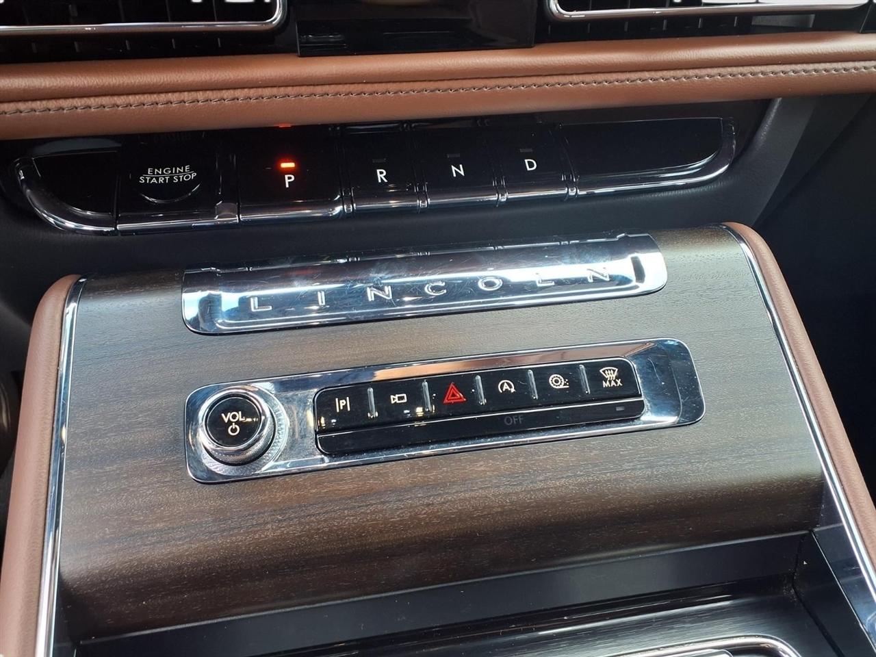 Lincoln Aviator Reserve AWD 2025