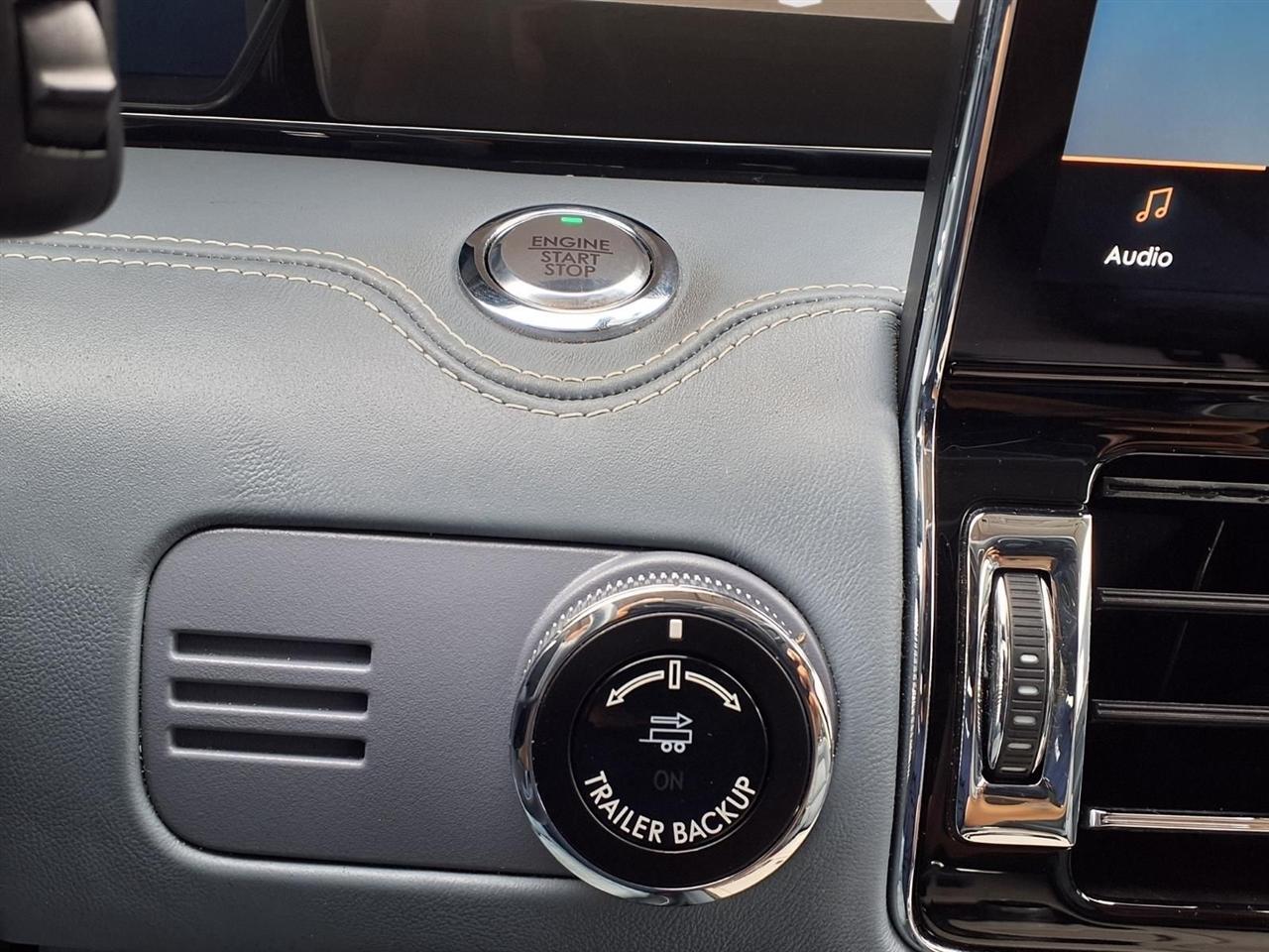 Lincoln Navigator Black Label 4WD 2023