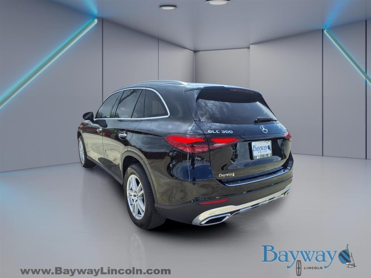 Mercedes-Benz GLC-Class GLC300 4MATIC 2023