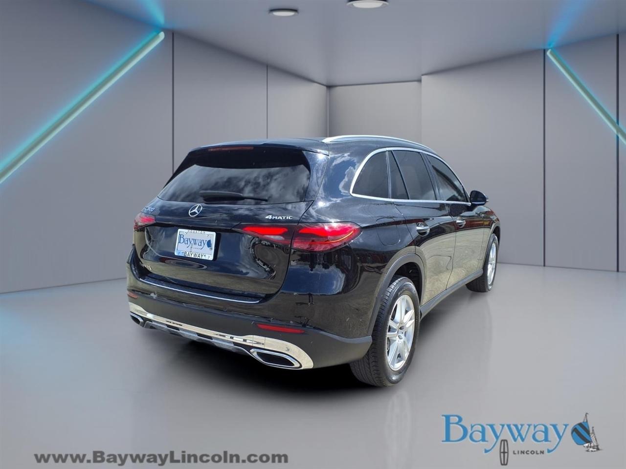 Mercedes-Benz GLC-Class GLC300 4MATIC 2023