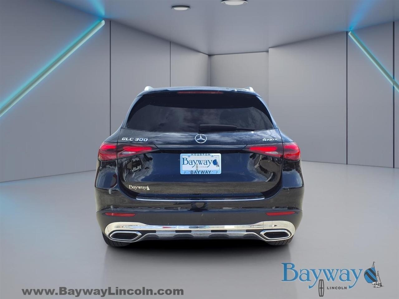 Mercedes-Benz GLC-Class GLC300 4MATIC 2023