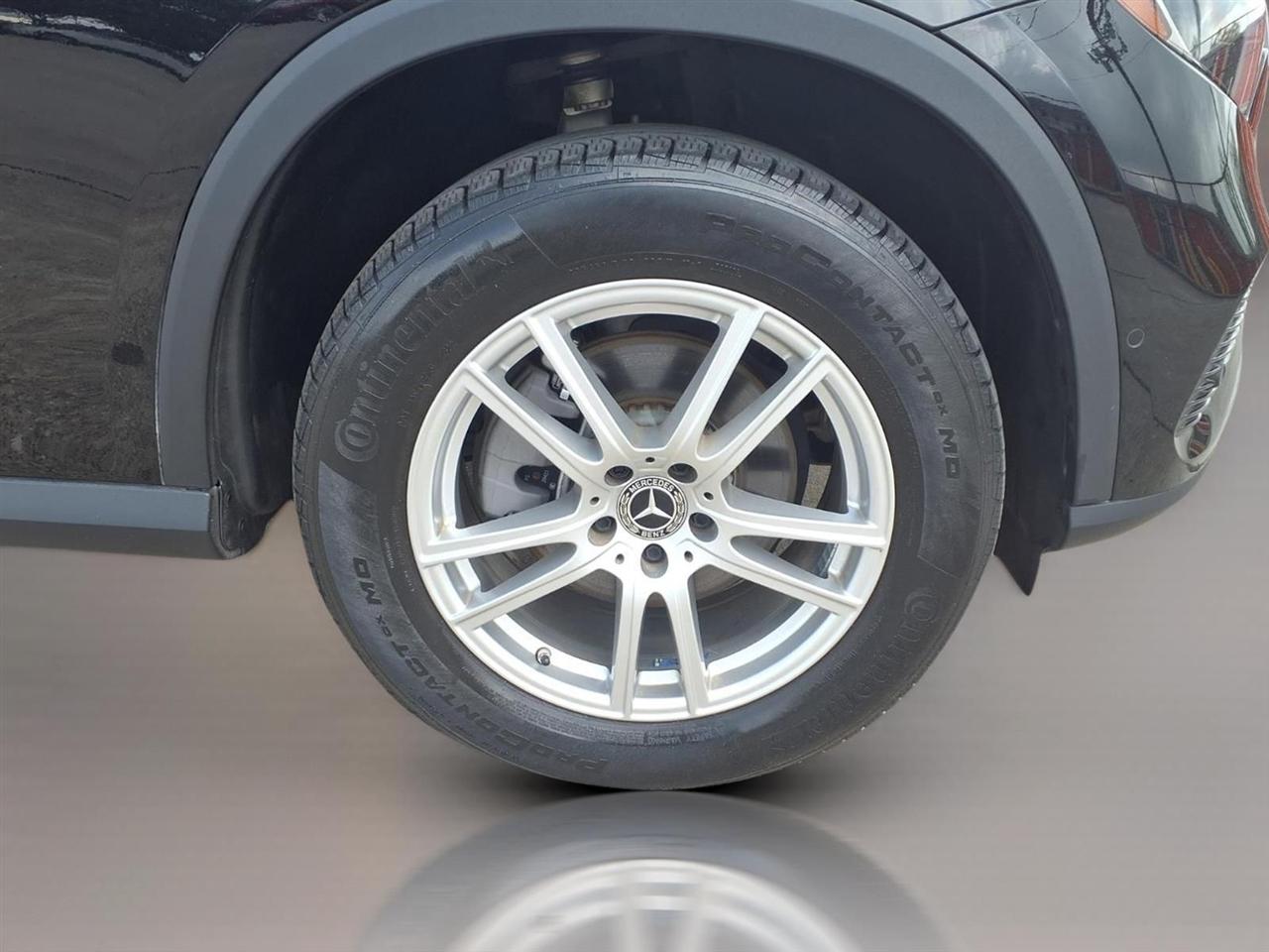 Mercedes-Benz GLC-Class GLC300 4MATIC 2023